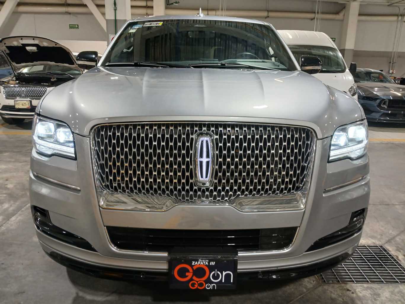 LINCOLN NAVIGATOR RESERVE 4X4 3.5L