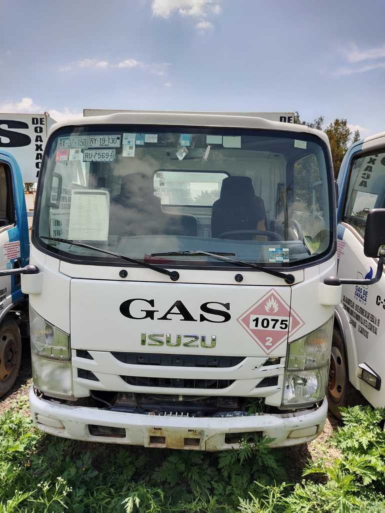 ISUZU ELF-300