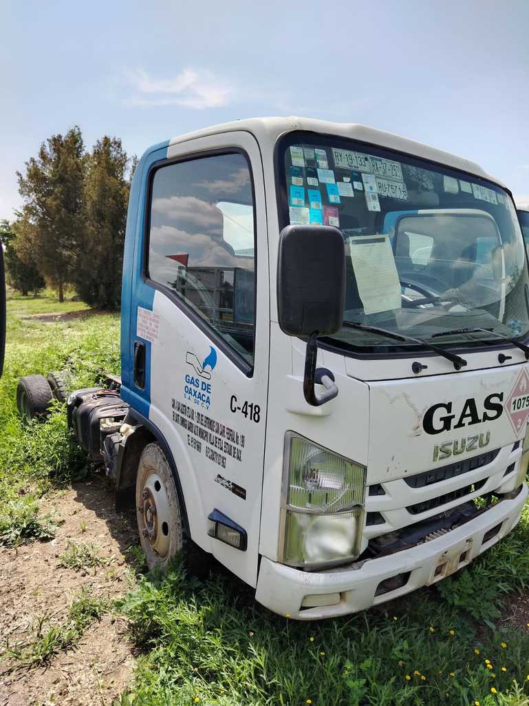 ISUZU ELF-300