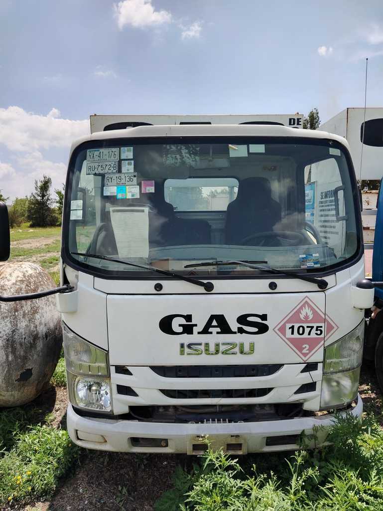 ISUZU ELF-300