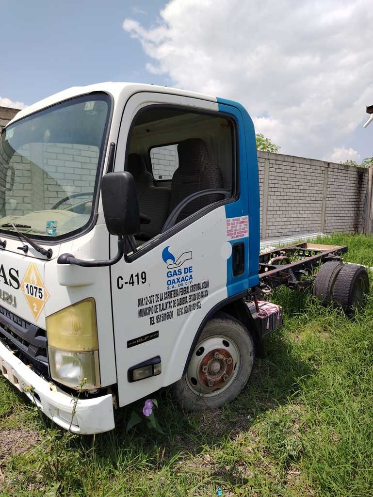 ISUZU ELF-300