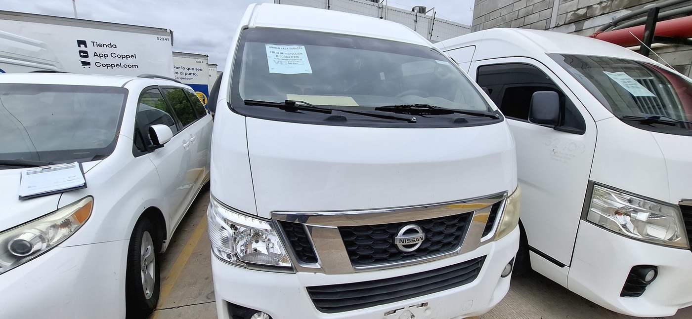 NISSAN URVAN 12 PASAJEROS