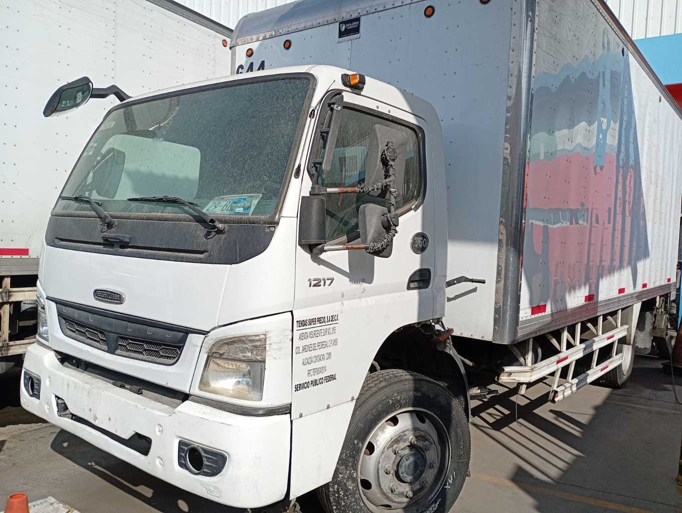 FREIGHTLINER 1217