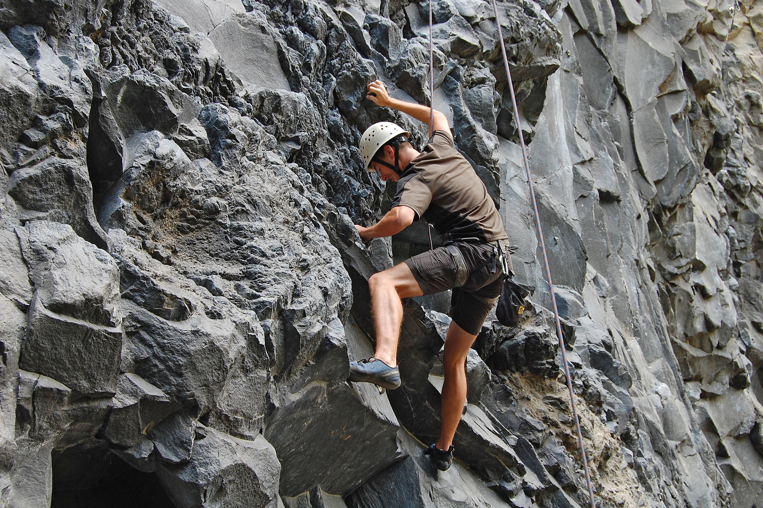 rock climbing en Baños de Agua Santa, deportes extremos en Baños de Agua Santa, escalada en roca en baños