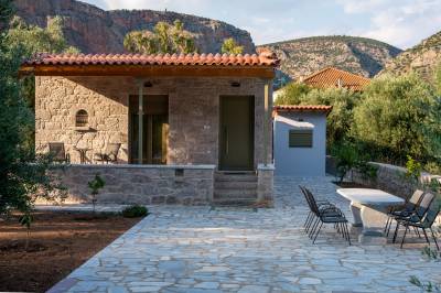Alex Stone Villa