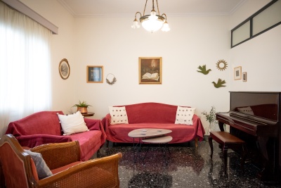Danesi House