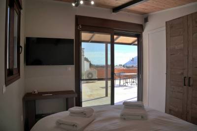 Ev Zin Penthouse
