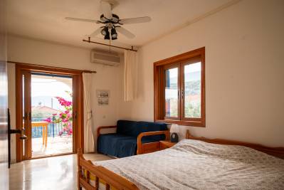 Zorba's House