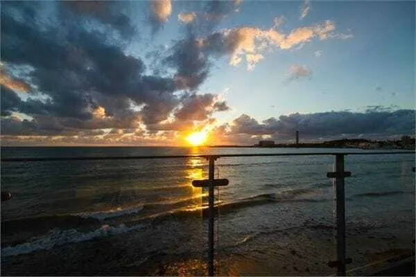 La Greve d'Azette, St Clement, JE2 — photograph 3