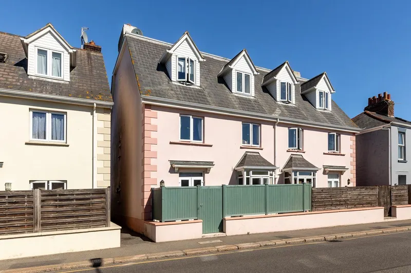 Le Mont Cochon, St Helier, JE2 — main photograph