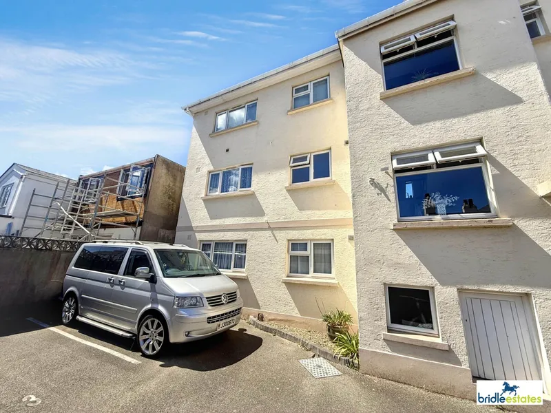 Savile Street, St Helier — photograph 3