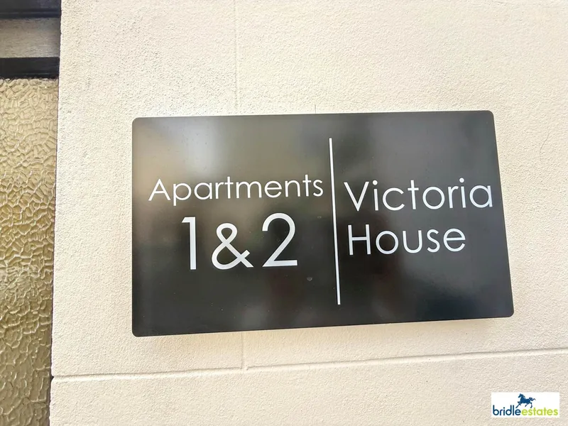 Victoria Street, St Helier — photograph 3
