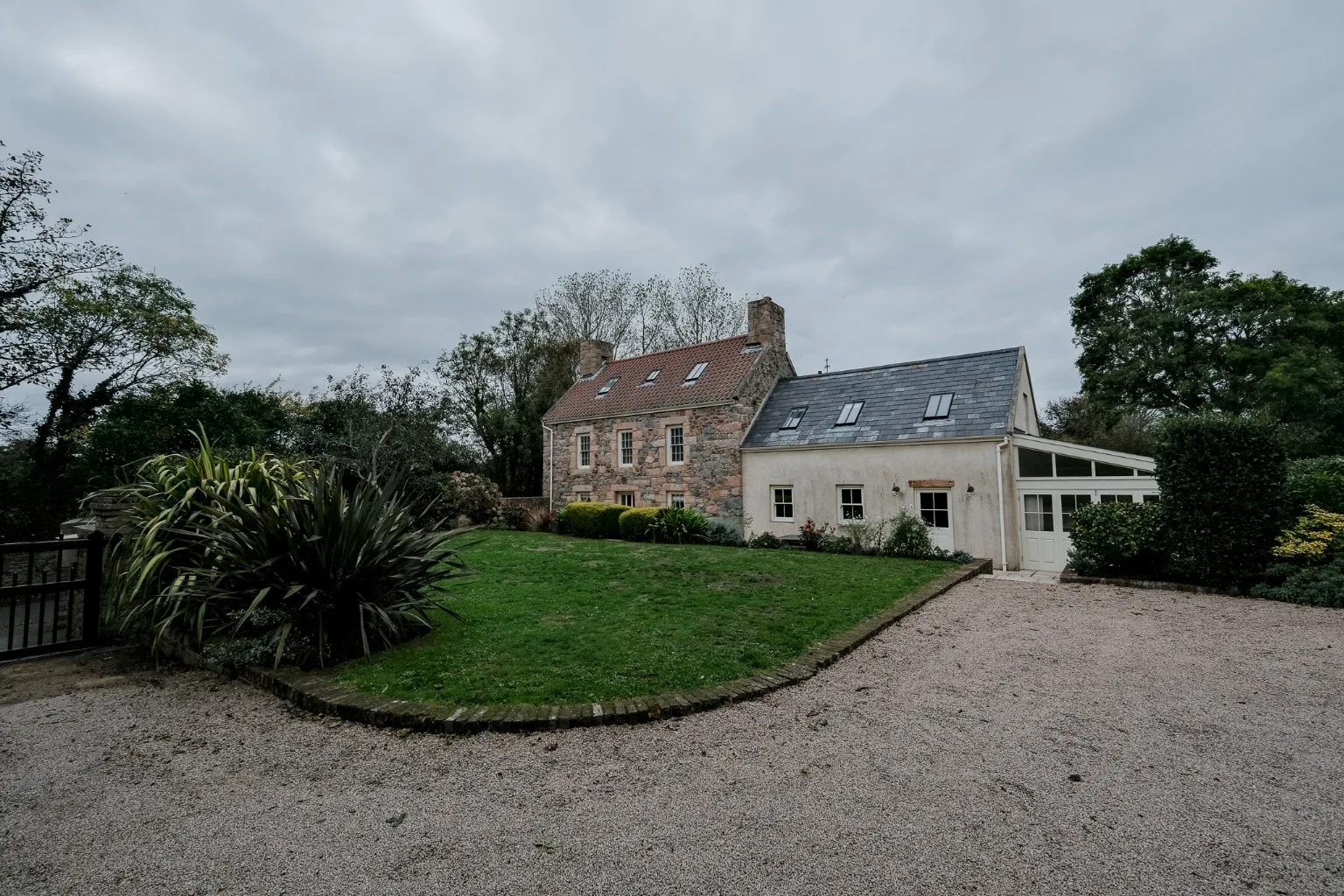 Hilltop — main photograph