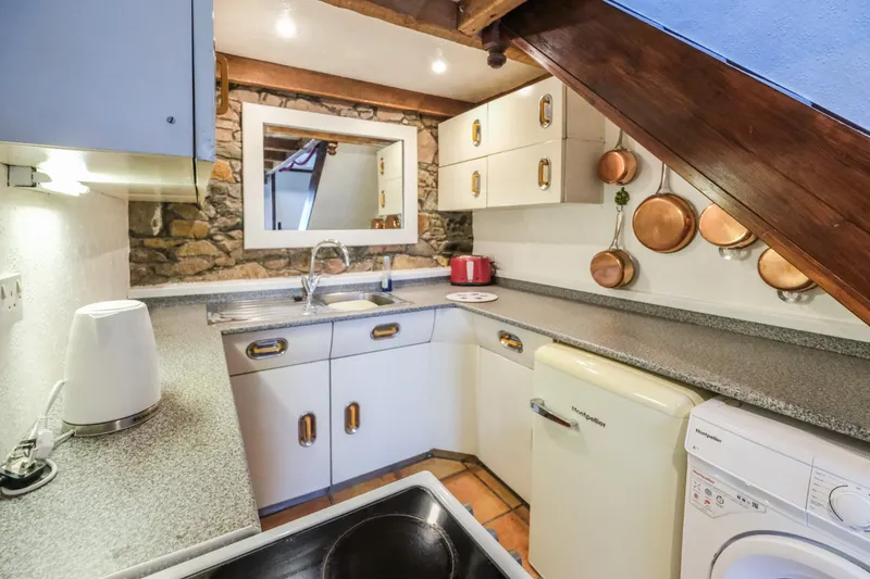 6 Dunell Place — photograph 4