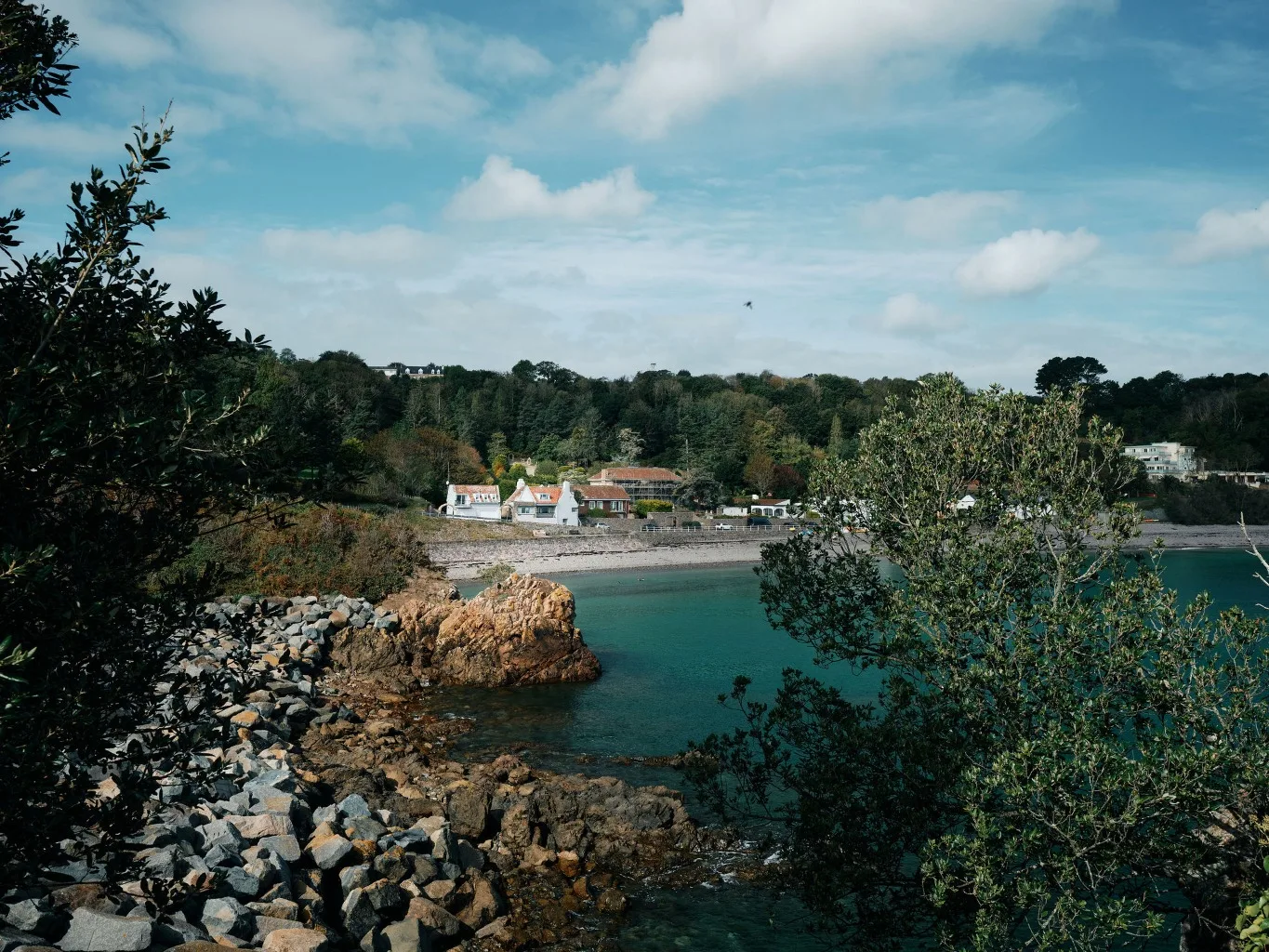 Les Autres Temps — main photograph