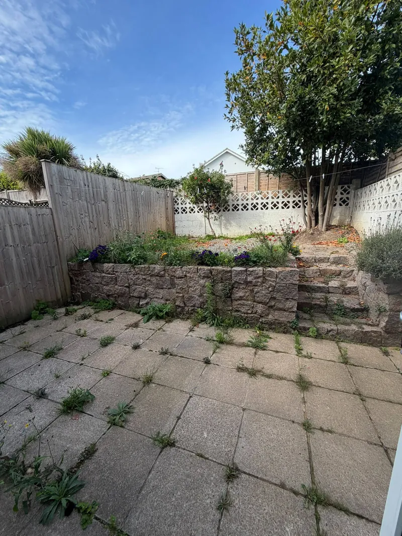 3 Bedroom House — photograph 4