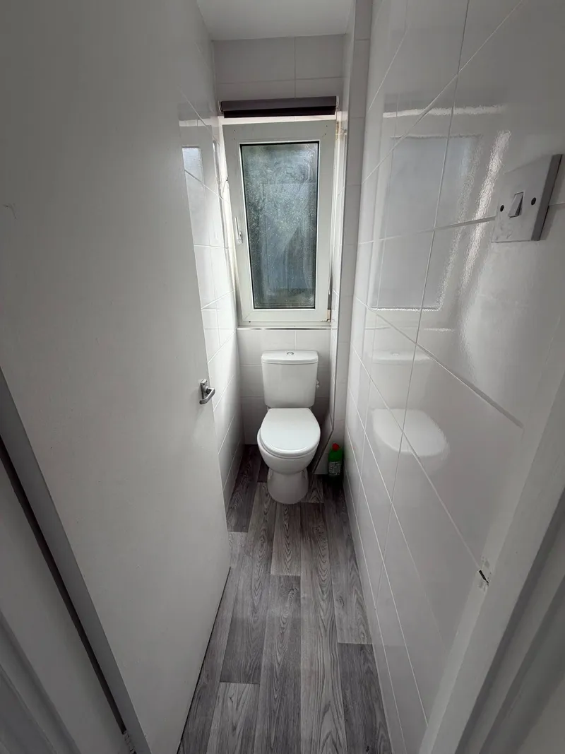 3 Bedroom House — photograph 8