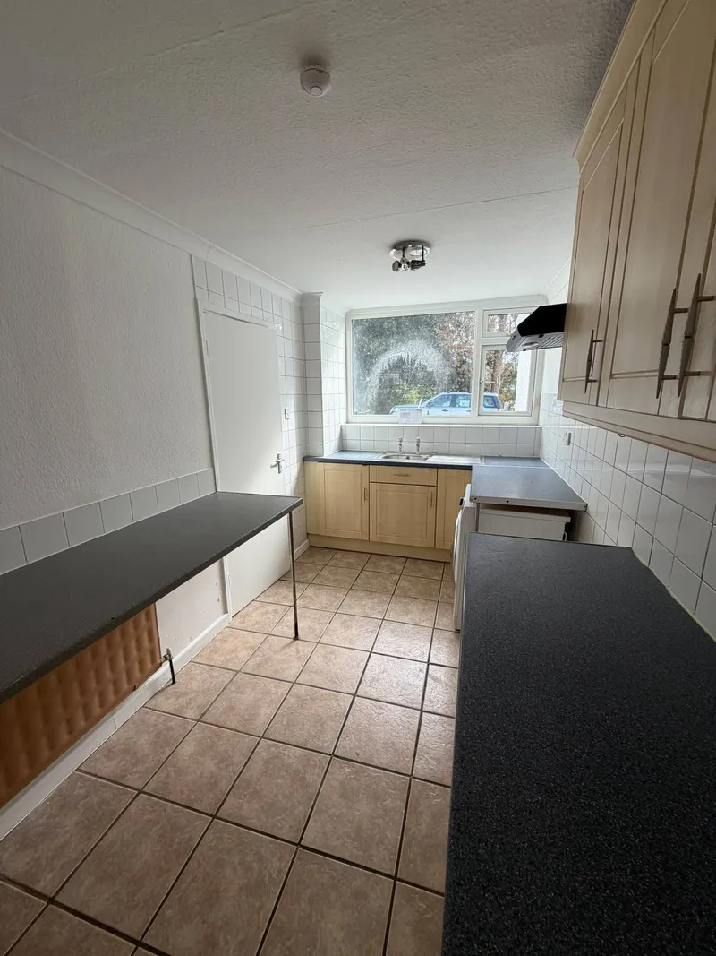3 Bedroom House — photograph 3