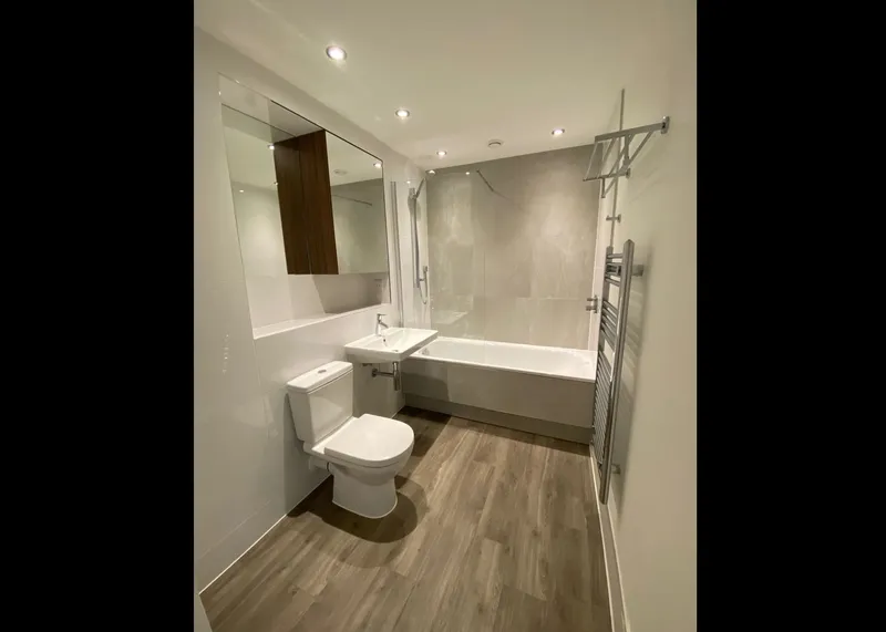 Apartment-c303-Metropol-Central-Bathroom