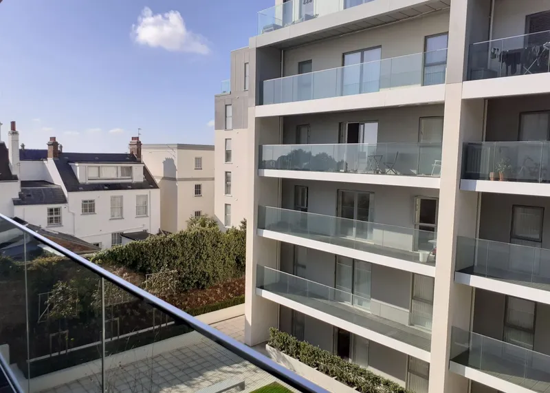 Metropol Apartment E207 — main photograph