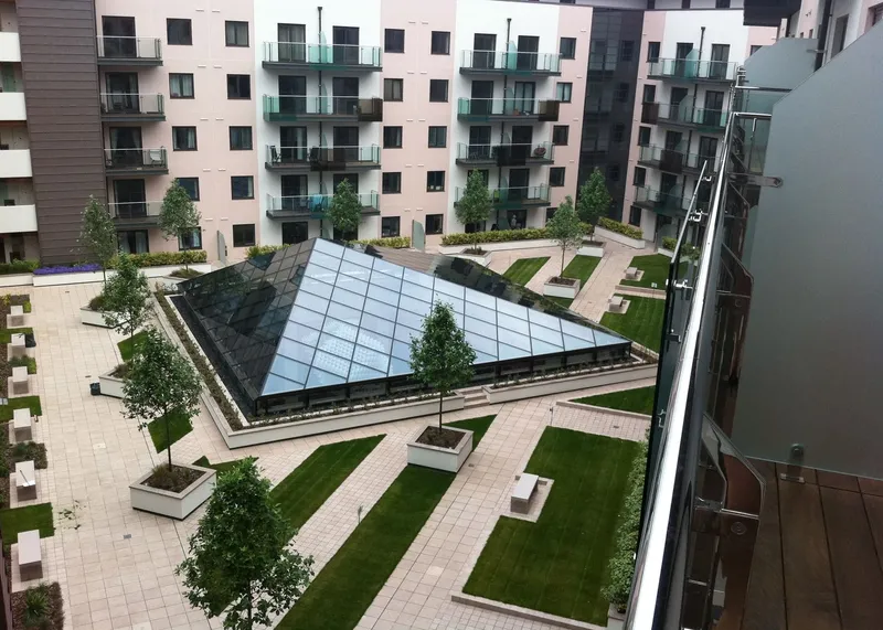 B531 Castle Quay apartment courtyard
