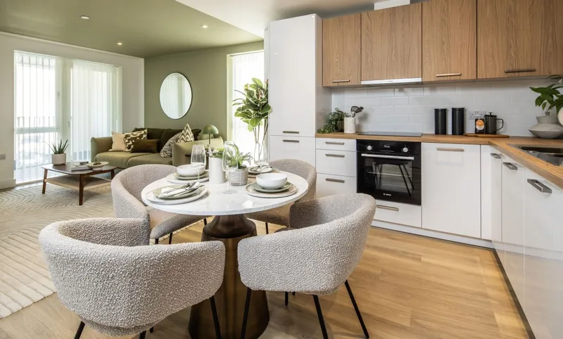 Golding House, Apartment 83 — main photograph
