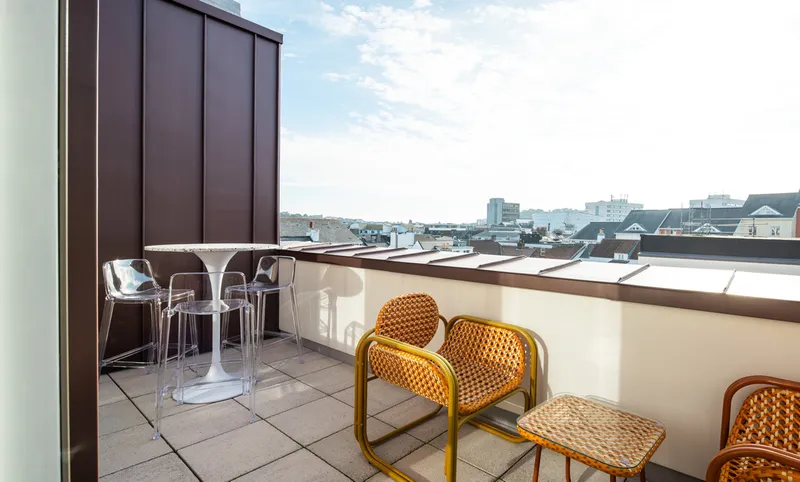 Golding House, Apartment 83 — photograph 3