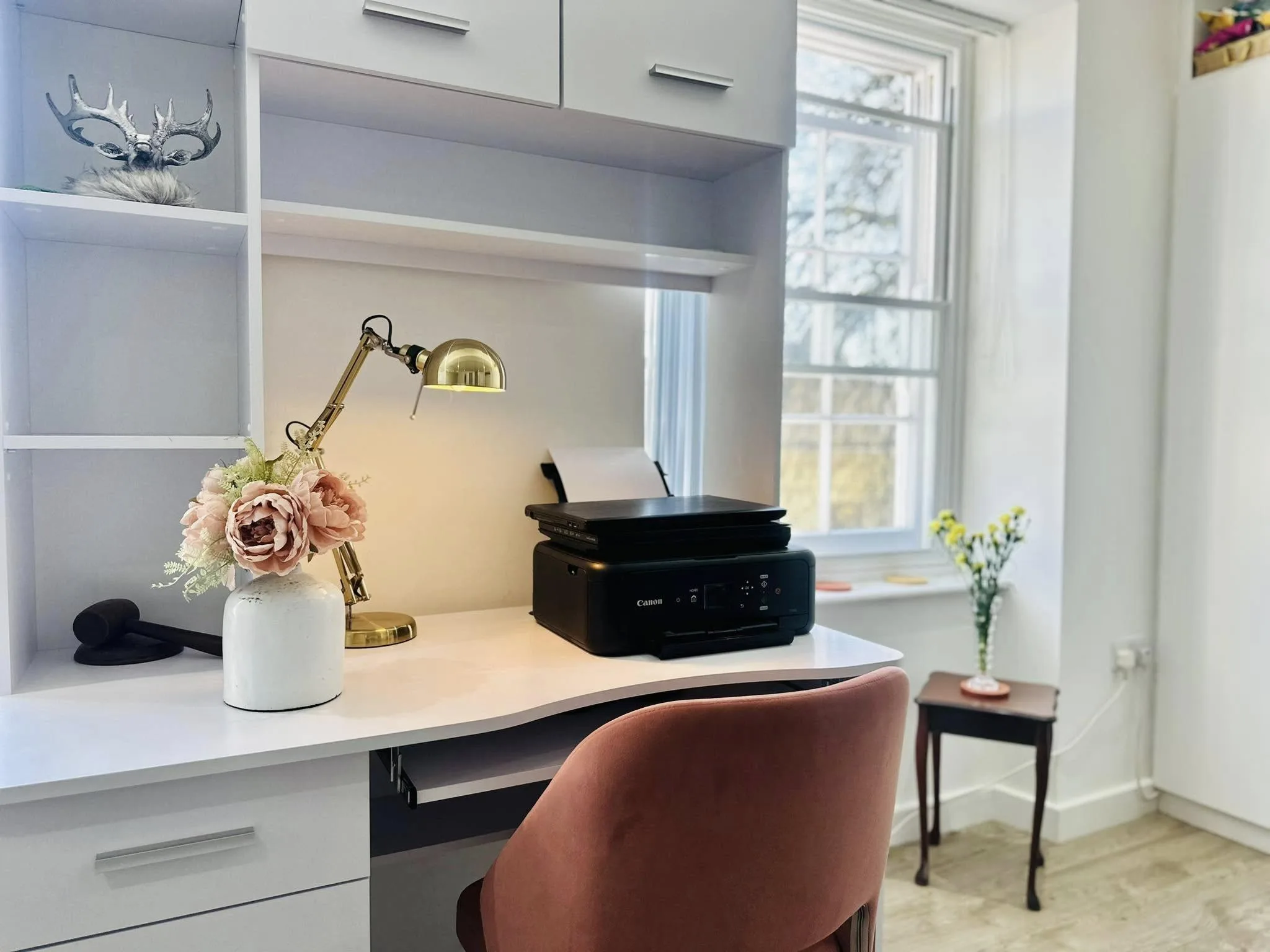 Stunning two-bedroom apartment in the heart of St Helier, complete with a sunny rooftop terrace, secure storage lockup, and dedicated rented parking for your utmost convenience. — photograph 1