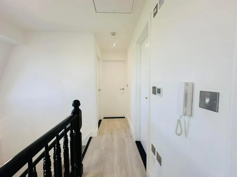 Exceptional Two-Bed Duplex with Private Garden & Parking | Now Available to Purchase — photograph 2