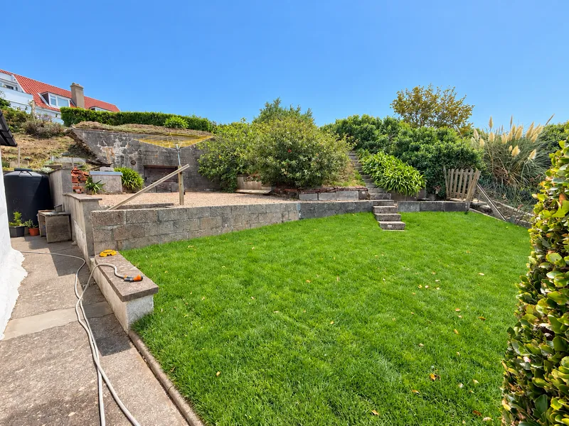 Charming Detached Family Home Overlooking St Ouen’s Bay | Sea Views — photograph 5