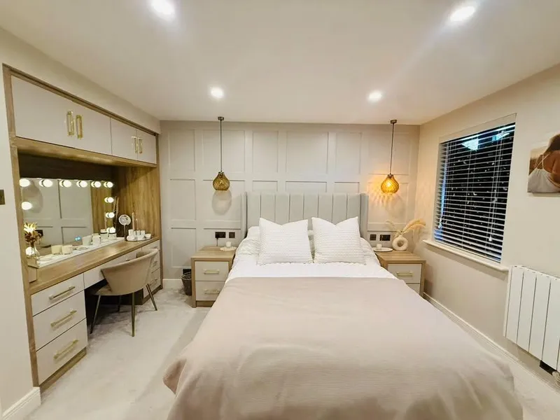 SHORT-TERM LET | FULLY FURNISHED | 2 BED | 2 BATH | 2 PARKING | TURN-KEY READY — photograph 9