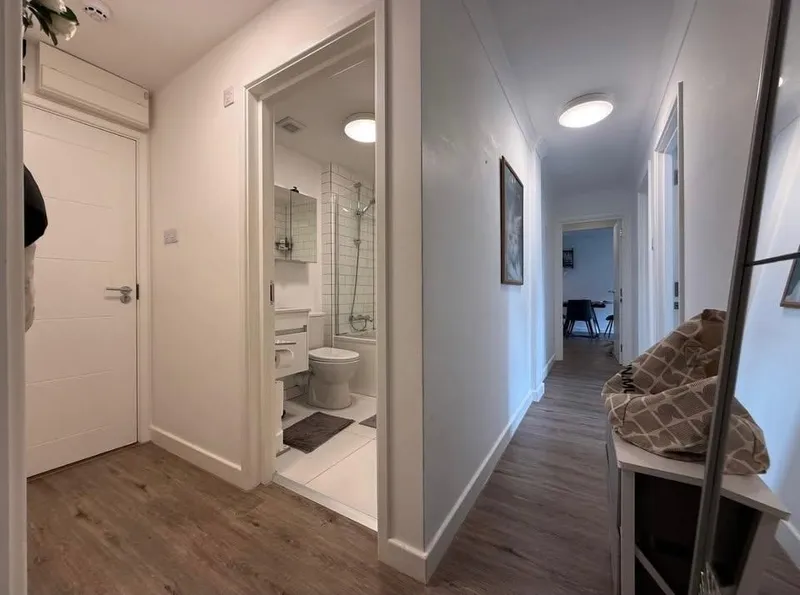 Bright & Spacious 3-Bedroom Apartment in St. Helier | Investment Opportunity! — photograph 9