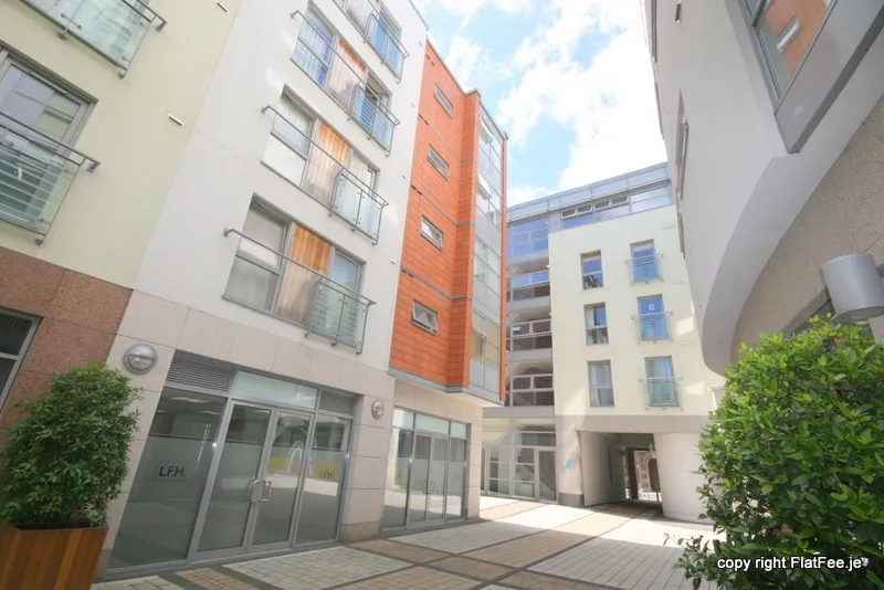 2 Bedroom Top Floor Apartment Spectrum — main photograph