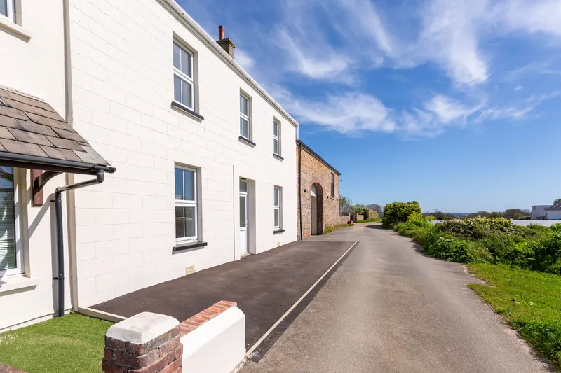 Bella Vista House, St Brelade — photograph 4