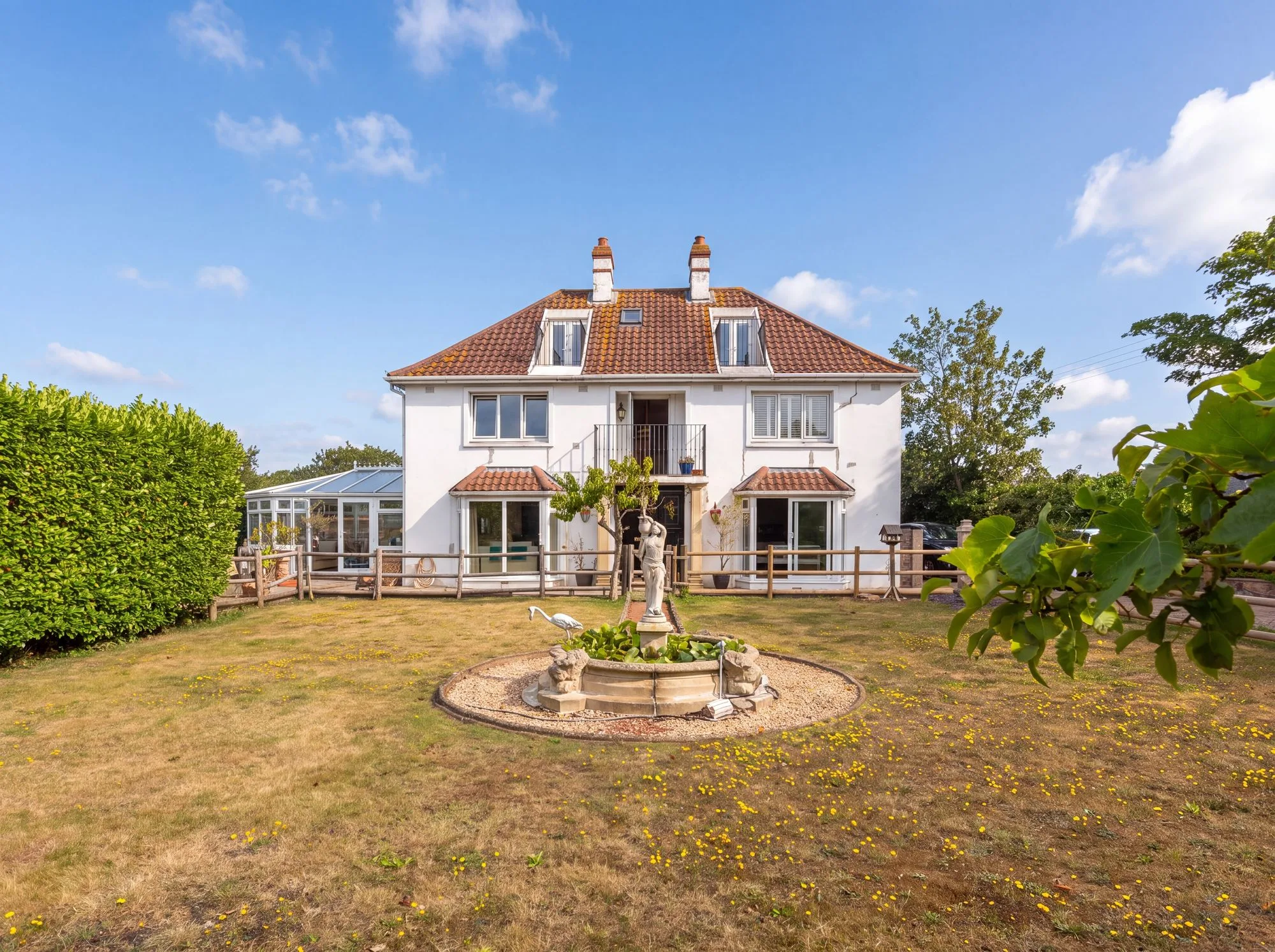 Villa De L'Aube, St Peter — main photograph