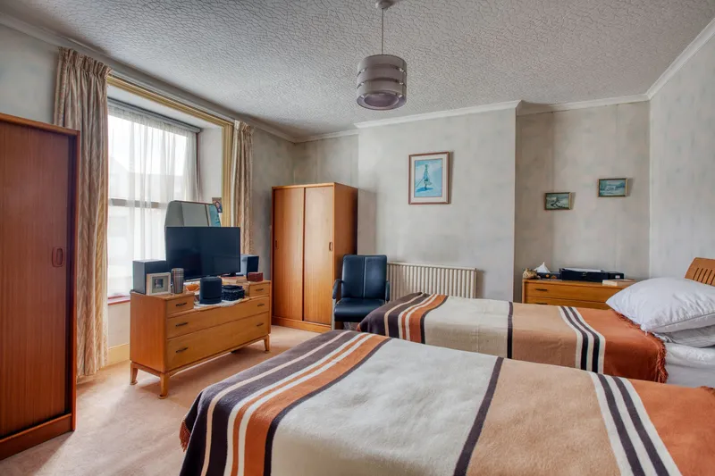 2 Triangle Place, St Helier — photograph 4
