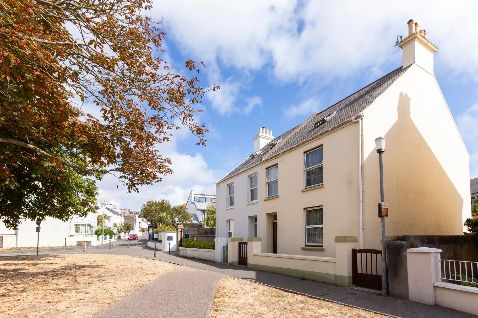 2 Triangle Place, St Helier — main photograph