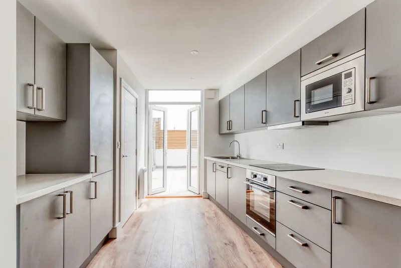 5 Apex Apartments, St Helier — photograph 6