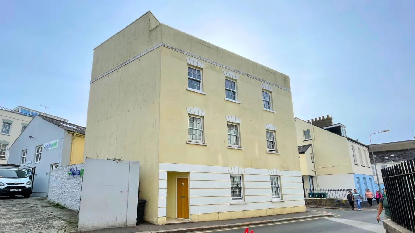 Flat 3 Winchester Chambers