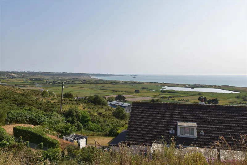 Le Mont Matthieu, St. Ouen — photograph 9