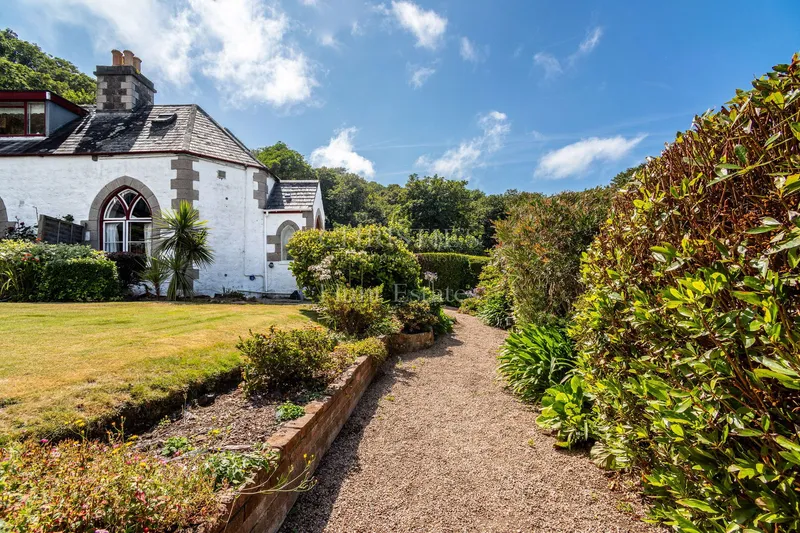 EXCITING OPPORTUNITY IN BOULEY BAY — photograph 10