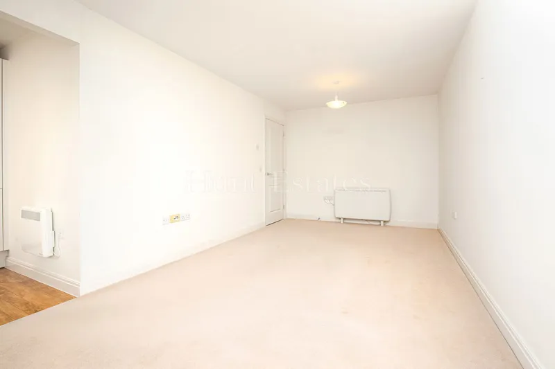 L’ Hermitage Apartment with Balcony and Parking — photograph 5
