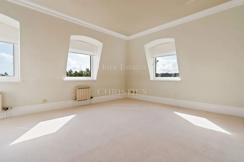 Three Bedroom Penthouse Apartment In St. Brelade’s Bay — photograph 10