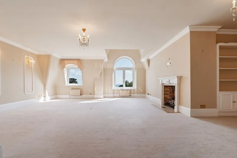 Three Bedroom Penthouse Apartment In St. Brelade’s Bay — photograph 3