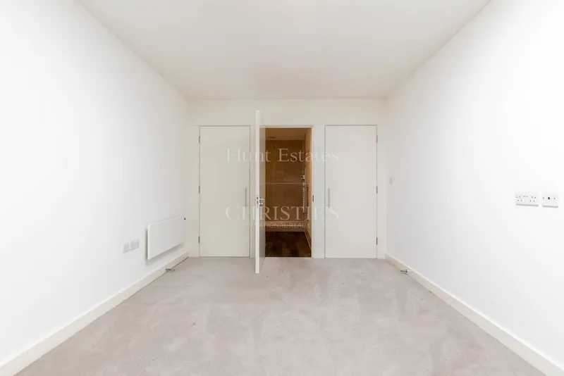 As New First Floor, Two Bedroom, Two Bathroom Apartment — photograph 9