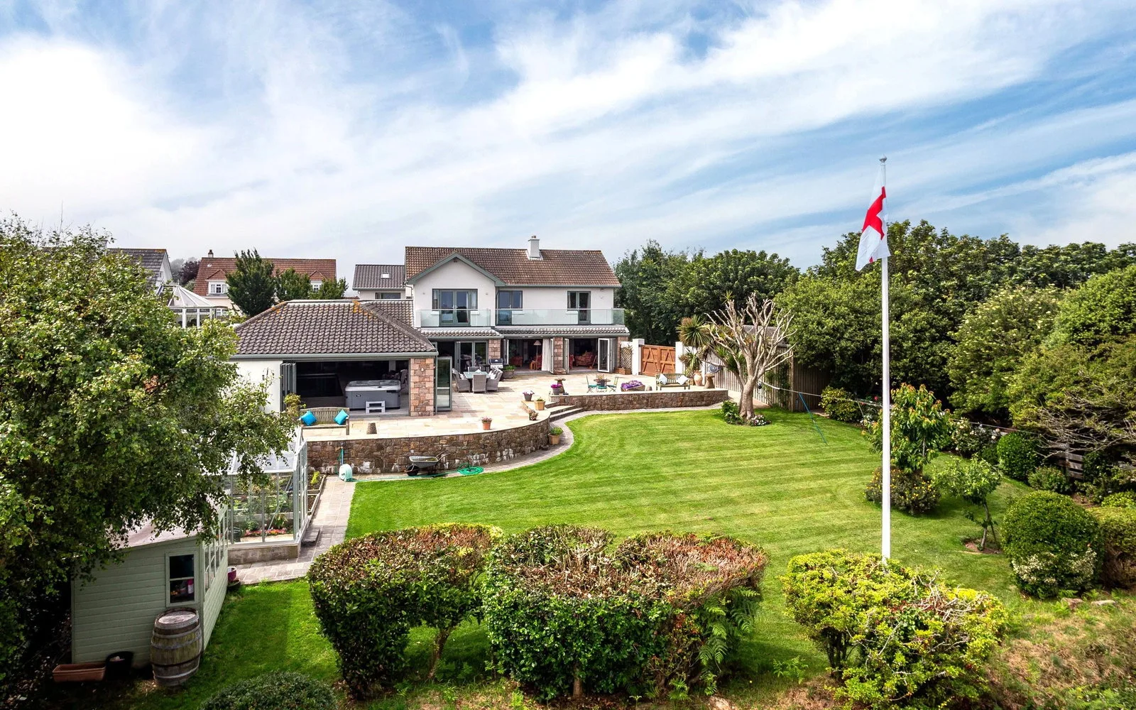 Exceptional Family Home with Indoor Pool and Views Towards France — main photograph