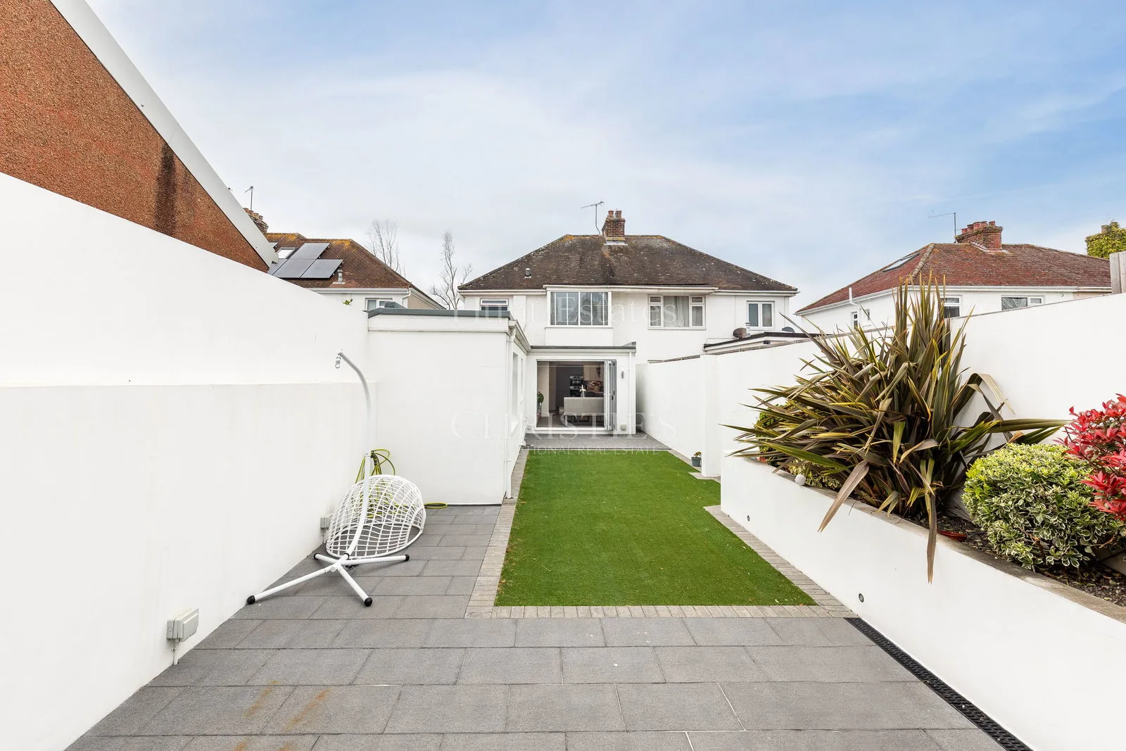 1940s Five-Bedroom two generational home — main photograph