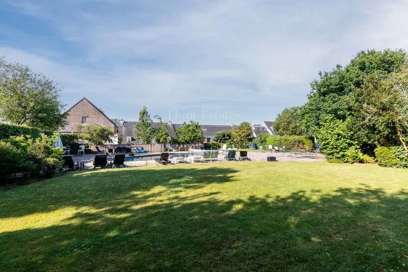 One Bedroom Apartment With Parking — photograph 2