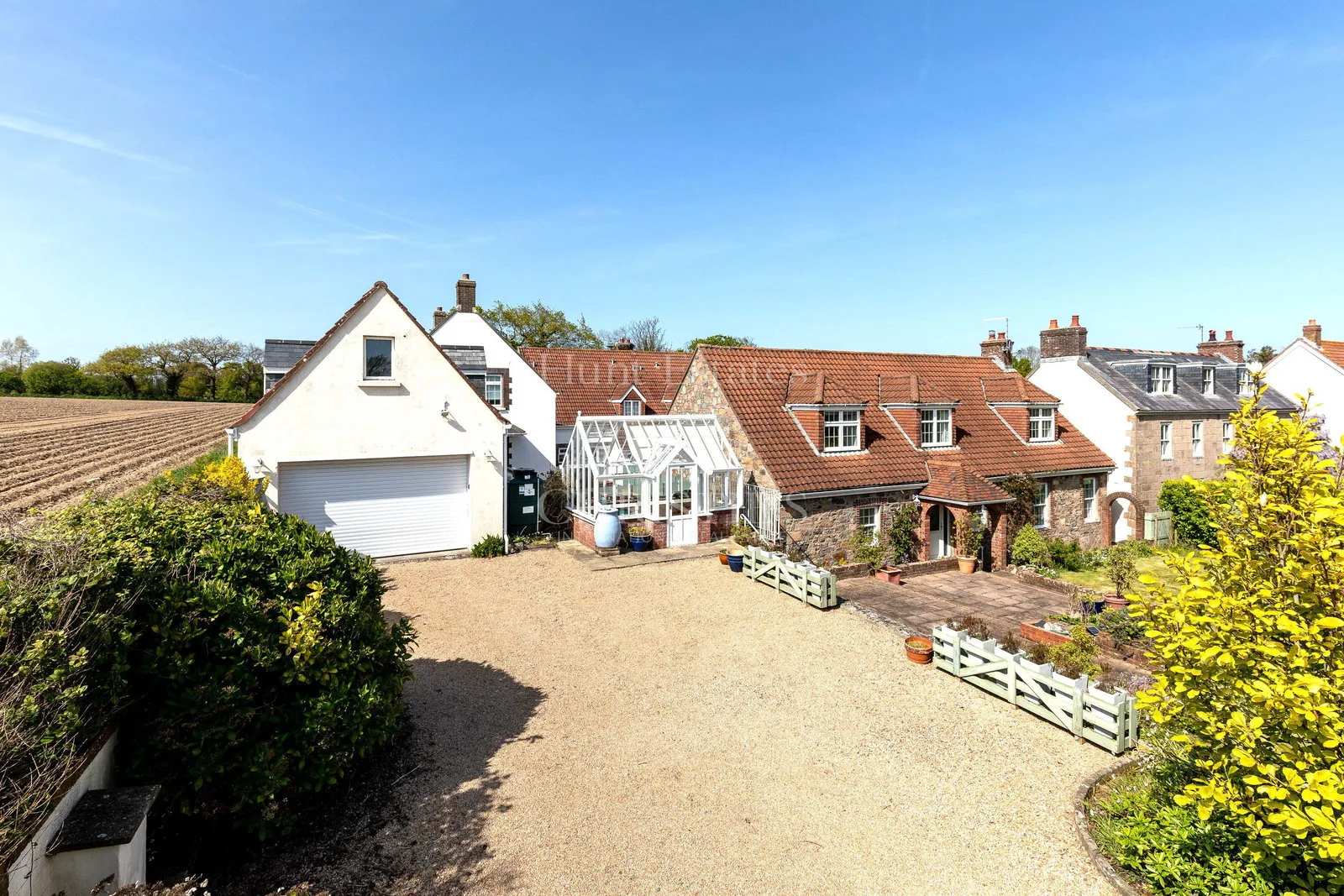 OPEN VIEWING – Four-Bedroom Cottage With Garage & Large Gardens — main photograph
