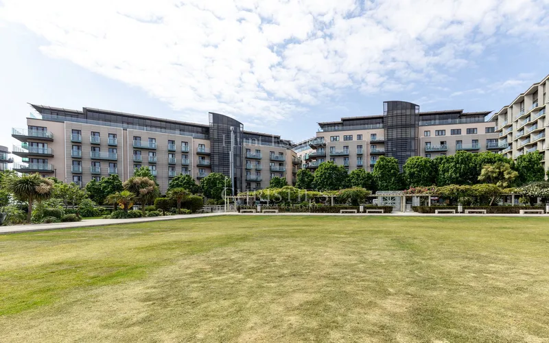 Two Bedroom Apartment With Sea Views — main photograph